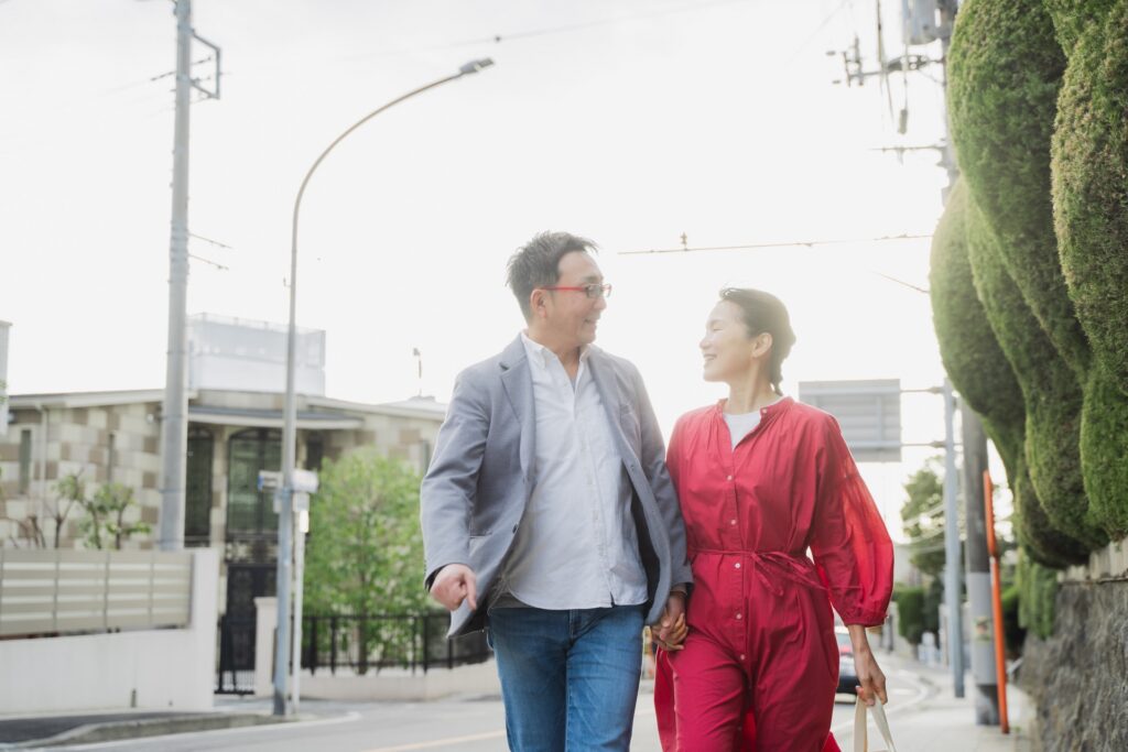 50代のデートはどうする？おすすめプランや注意したいポイント、3つの注意点を解説