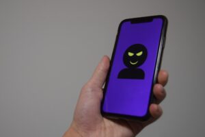 ハハロルにはサクラがいる？怪しい会員の特徴や安全に出会うための5つのポイントを解説