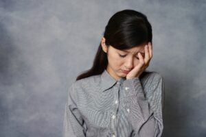 50代で一人が寂しいと感じるのは自然なこと｜恋愛・再婚を前向きに考える方法を解説